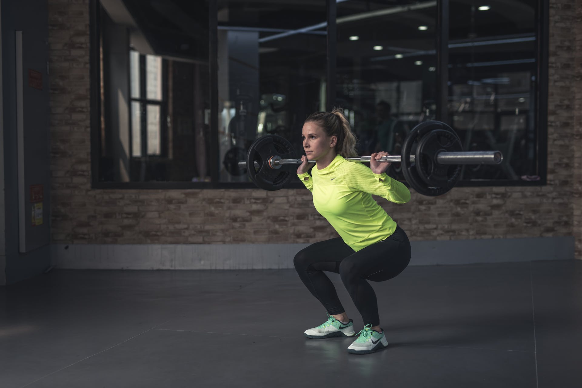 Is It Impressive to Squat 135 Kg 300 Lb? - Gunsmith Fitness