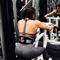 How Wearing a Weightlifting Belt Improves Women’s Weightlifting Activity - Gunsmith Fitness